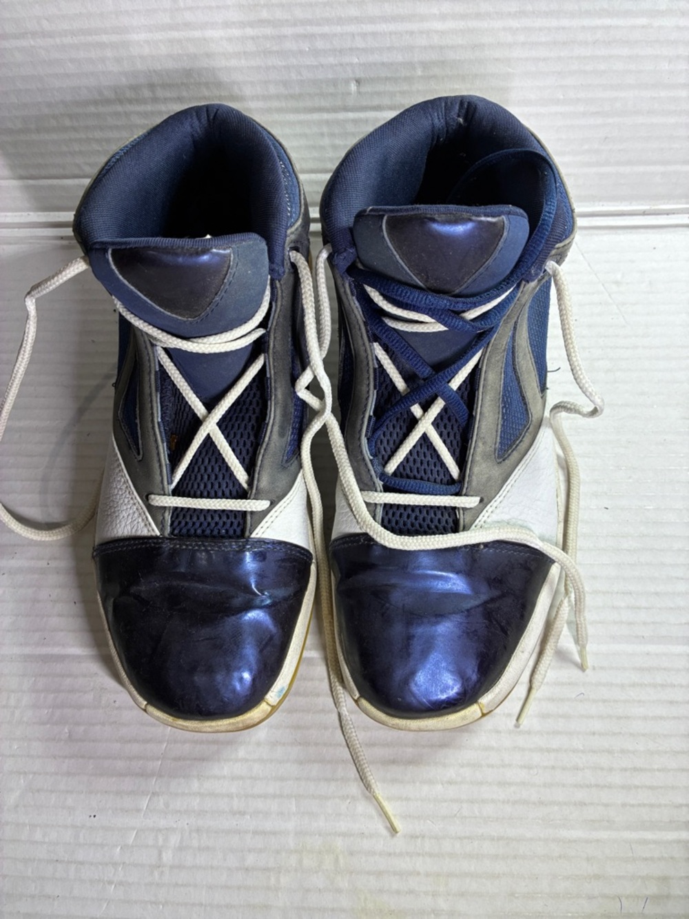 Jordan Navy and White High-Top Athletic Sneakers USED SKU 323626-141